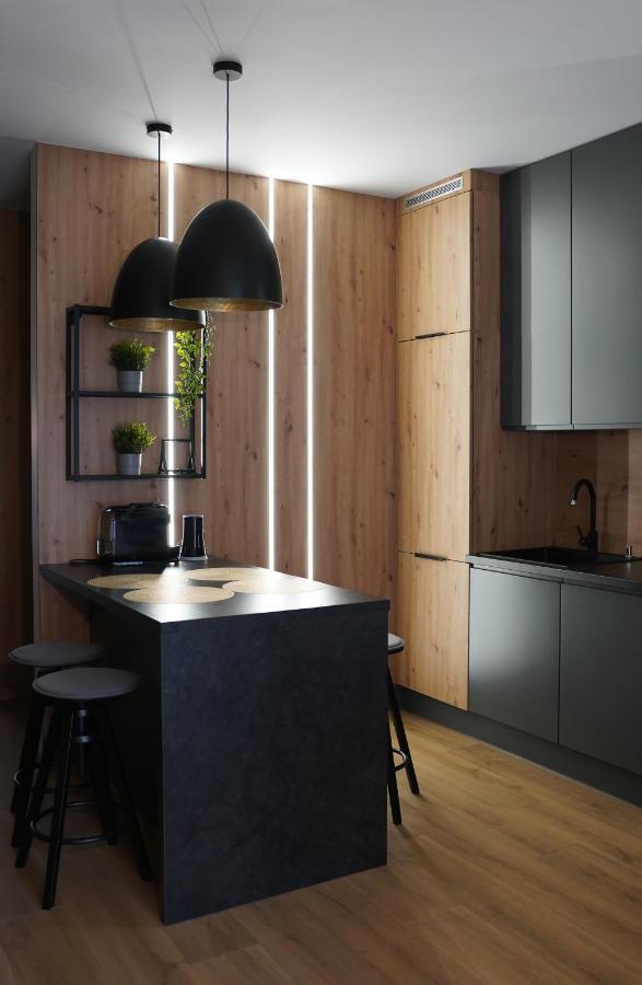 Apartamenty Metro Targowek 27 Warschau Buitenkant foto