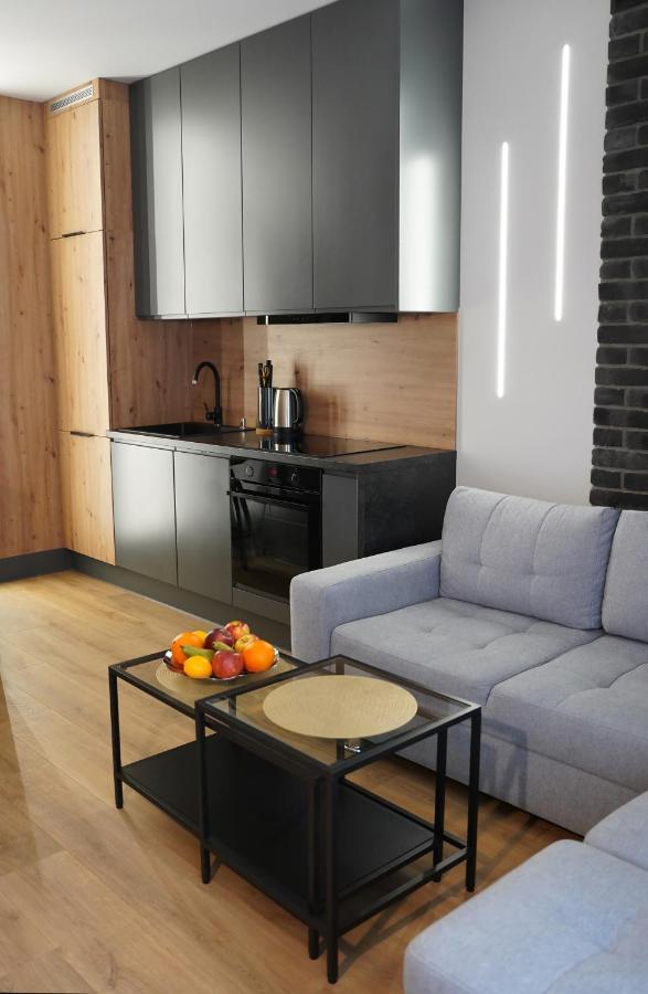 Apartamenty Metro Targowek 27 Warschau Buitenkant foto
